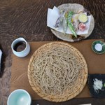 手打ち蕎麦 こはし - 夏野菜の天せいろ（大盛り？１５１０円）。