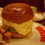 ブラザーズ - タルタルチーズバーガー