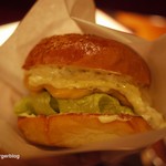 ブラザーズ - タルタルチーズバーガー