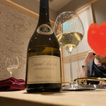 和牛 まつした 吟匠邸 - 2ndドリンクはシャルドネ