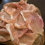 銀座でワイン。 - 生ハムハーフサイズ