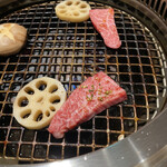 和牛 まつした 吟匠邸 - 神戸ビーフ三角バラ、好みの火加減で焼きましょう〜