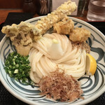 本場讃岐うどん 麺工房 笑門 - 