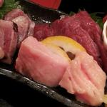 新和食 きくい - 馬刺盛り合わせ