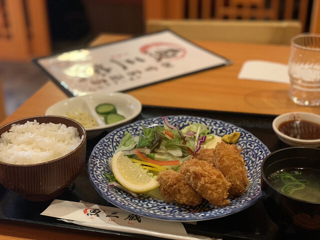 焼鳥とまぐろ食べ放題 全席個室居酒屋 魚三蔵 本郷三丁目店 東京テイクアウト 焼鳥とまぐろ食べ放題 全席個室居酒屋 魚三蔵 本郷三丁目店 東京テイクアウト