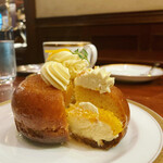 トリコロール 本店 - 