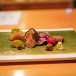 日本料理 たかむら - ツキノワグマの脛と腕