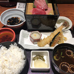 Otooto - 鮪刺身と天ぷら御膳