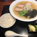 Fukurou - しゃも塩ラーメン定食