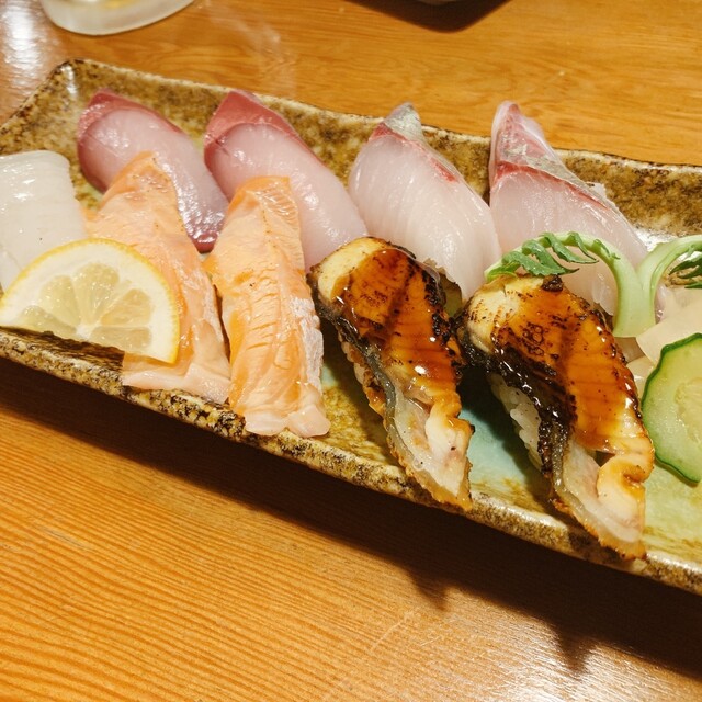 Yatai Zushi Fukai Eki Mae Cho