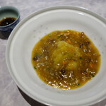 中国意境菜 白燕 - トロトロ白菜の上海蟹味噌餡掛け