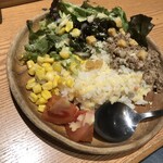イタリアン＆バル料理 全品食べ飲み放題 KUISHINBO すすきの店 - 