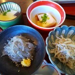 Masakichi - 生シラスと釜揚げシラス、茶碗蒸しと温豆腐