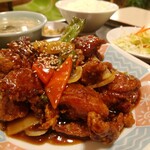 香港小厨 - 料理写真:｢鶏のサクサク揚げ黒酢定食　880円｣