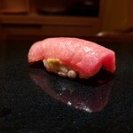 鮨 あらい - 大トロ (青森県大間産)