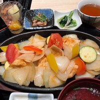 水たき料亭 博多華味鳥 ヒルトンプラザウエスト店 - 