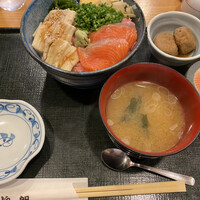 魚屋 小次朗 - 