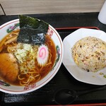 茅橋らーめん - Ｃセット 930円