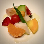 ラ・ボンヌターブル - 