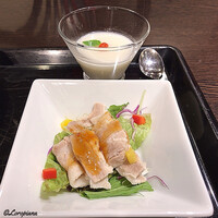 中国料理 豪華 - 副菜の豚肉の冷しゃぶと杏仁豆腐
