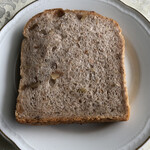 ブーランジェリー エクラン - くるみの食パン