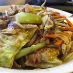 美林華飯店 - 牛肉かけご飯