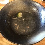 中華そば 秋山  - 昆布水