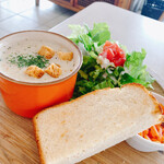 Southern-beach Cafe - 