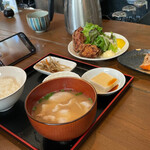 ガラリ青山 - 