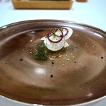 MAISON LAFITE - ◆黒をテーマにしたお料理・・黒鮑（唐津）、黒大根、黒人参、焼き茄子のソース