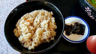 Kasumi Tei - 炊き込みご飯と佃煮