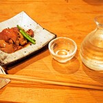 Sumibiyaki Tori Sugino Ya - 近江鶏 肝の旨煮 ＆ 冷酒（脱兎 純米吟醸）