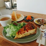 Patisserie cafe Toppen - キッシュランチのセット