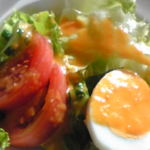 ロイヤルホスト - セットのサラダにしては、ゆで卵がゴージャス？？