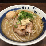 麺屋 玄 - 味噌ら〜めん　大盛　煮卵トッピング