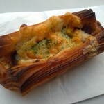 パン家のどん助 - ミートコーンパン