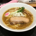 麺屋 睡蓮 - ラーメン770円