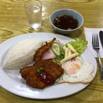 中華料理 しまむら - 付属のスープ超うまし