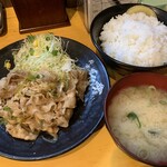 伝説のすた丼屋 - すたみな焼き定食です。（2020年11月）