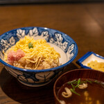 骨付鳥 一鶴 - 2020.11 とりめし（486円）