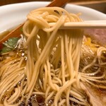 成城青果 - 麺リフト