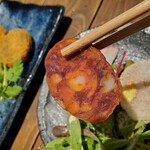 海鮮 イタリアンバル ルチアーノ - パプリカのチョリソーです、辛くなくて燻製の良い香りです〰️❤️