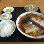 Sugai Shokudou - ラーメン定食(もつ煮セット)