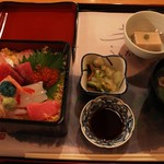 ごんべい舎 - 海鮮丼990円