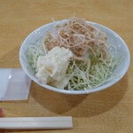 ふくえもん - サラダ付き。ポテトサラダが美味い。