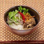 Melty beef tendon pho