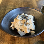 ジャム cafe 可鈴 - 【9月17日(木)〜21日(月/祝)の週替わりランチ 1,050円】蓮根の胡麻サラダ