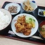 あおき屋食堂 - 今日のランチ（からあげ、ごはん大盛り）