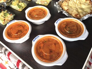 シリザナ - 結果としてバターチキンカレー2個。キーマカレー2個。