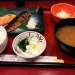 北海道料理 ユック - 焼魚二点(鮭+鰊)